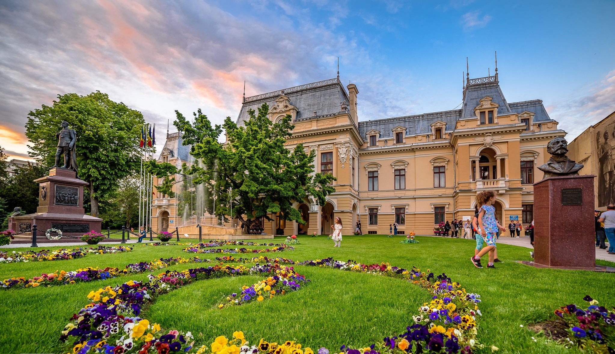 Iasi City Hall Roznovanu Palace